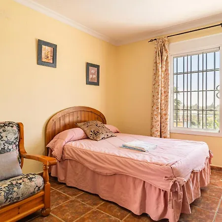Holiday home Beautiful In El Palmar With Wifi