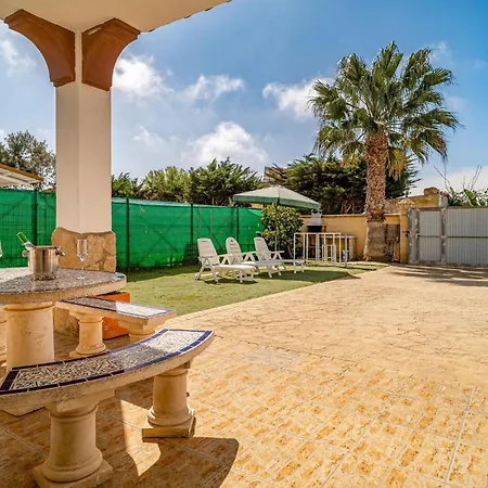 Holiday home Beautiful In El Palmar With Wifi